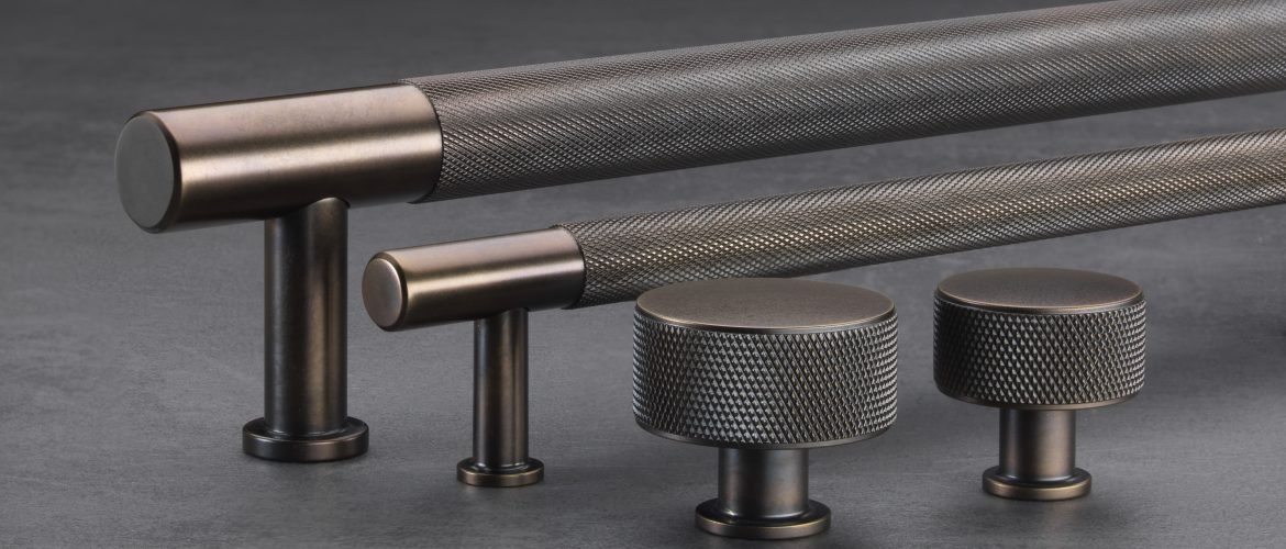 4 Crofts & Assinder handles