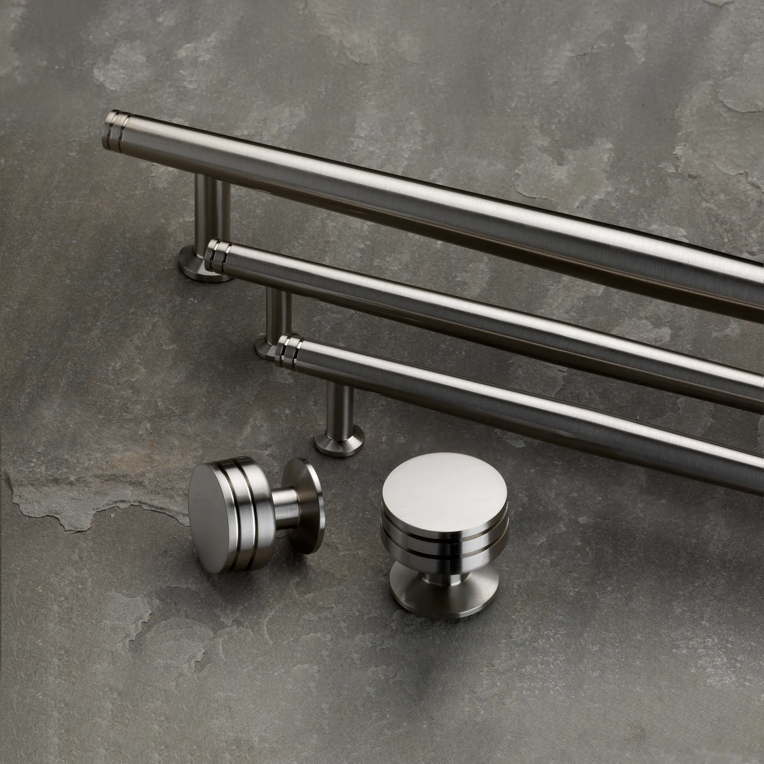 Braemar handles and knobs