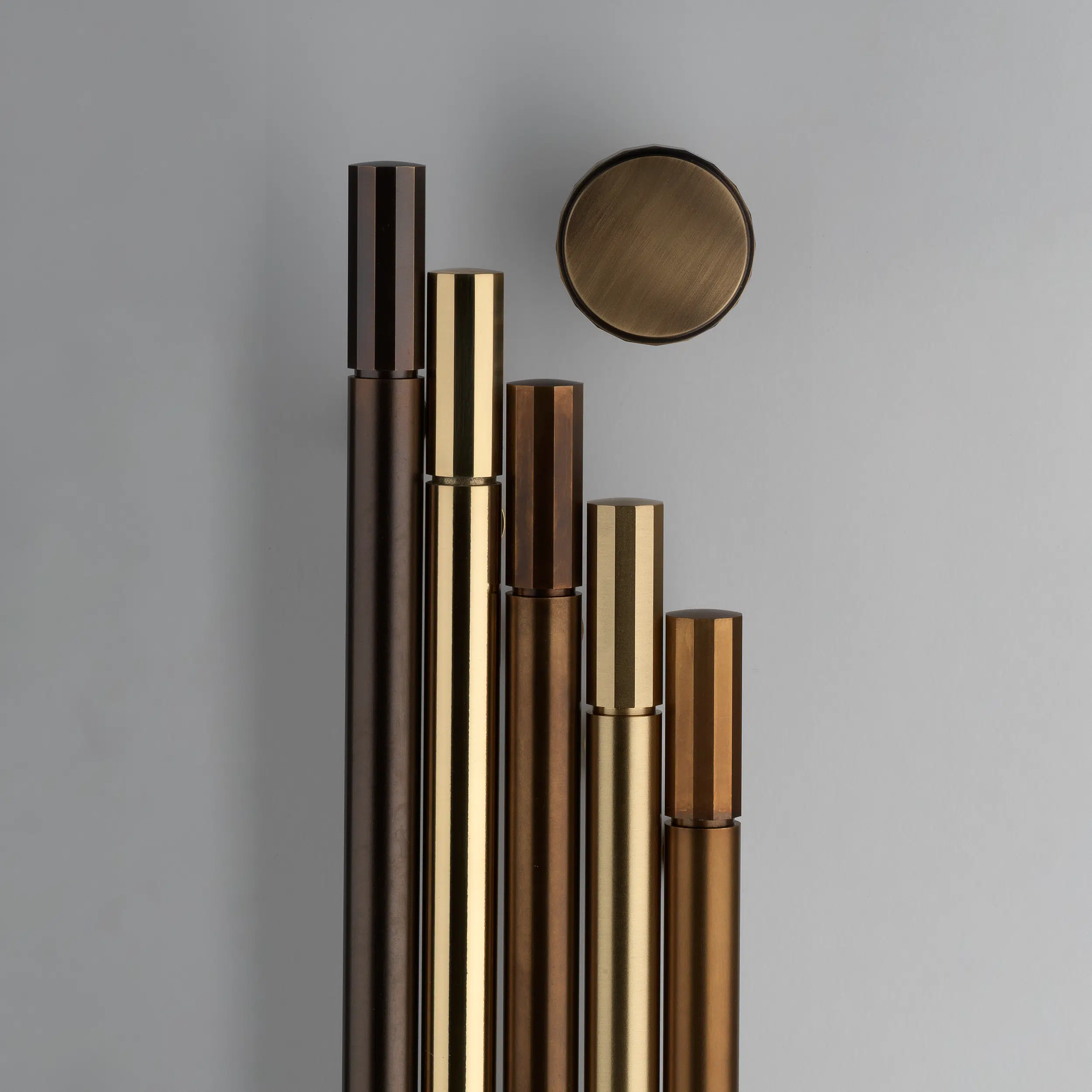 Broadway knob and handles