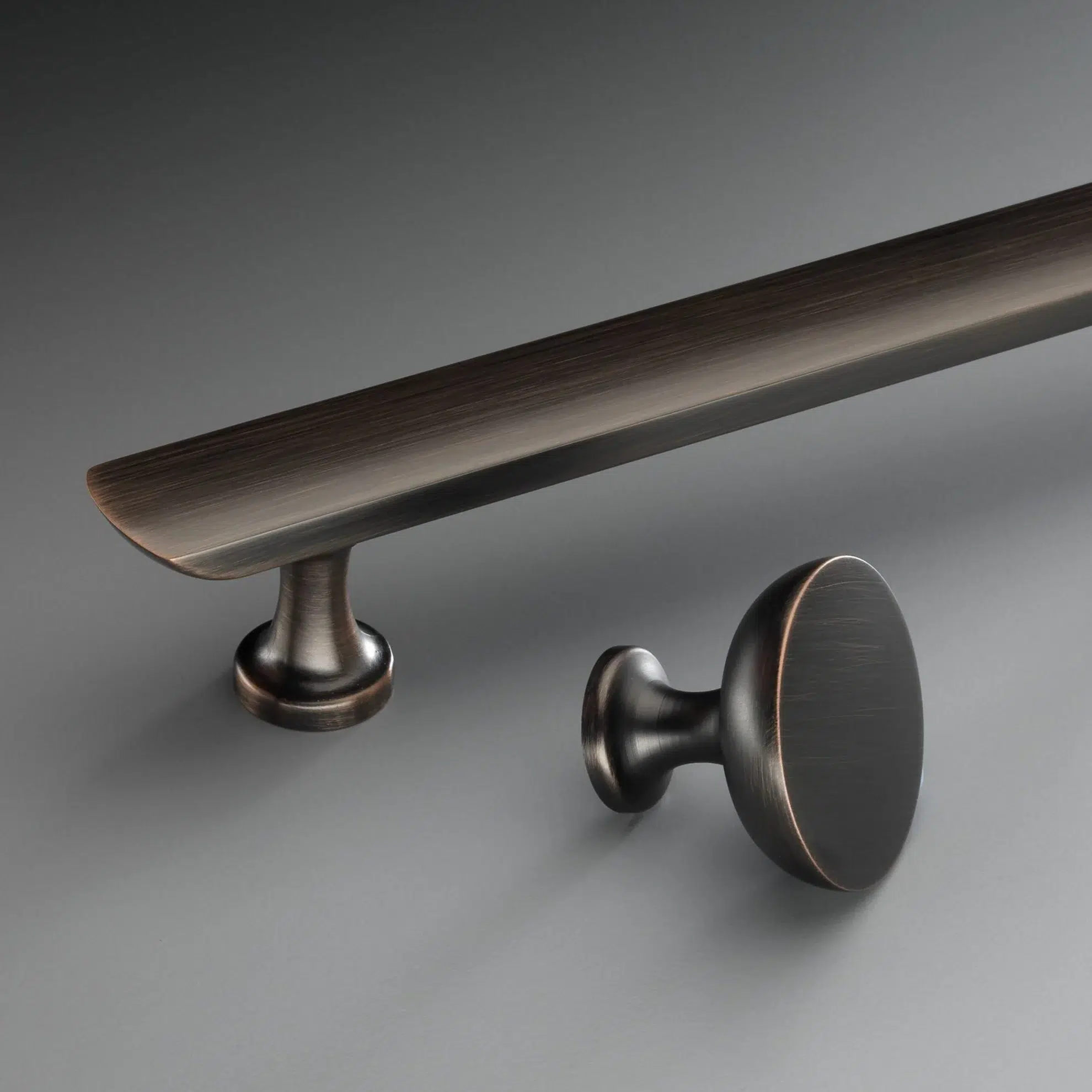 Dorchester handle and knob